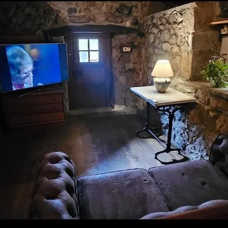 Hotel La Vegacha Casa Tradicional Pasiega San Roque de Riomiera