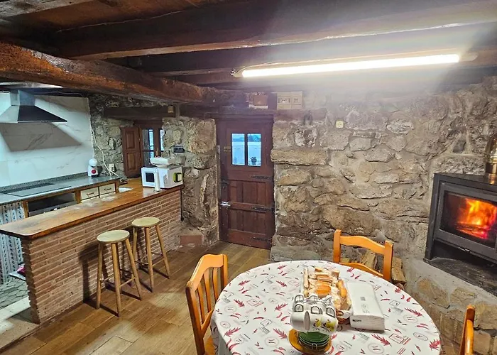 La Vegacha Casa Tradicional Pasiega מלון San Roque de Ríomiera