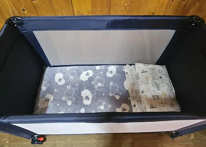 La Vegacha Casa Tradicional Pasiega * San Roque de Ríomiera