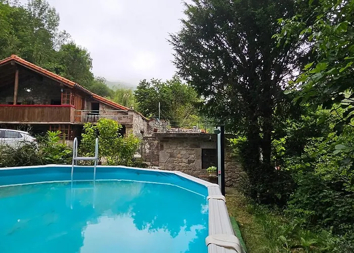 La Vegacha Casa Tradicional Pasiega מלון