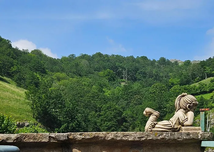 La Vegacha Casa Tradicional Pasiega San Roque de Ríomiera