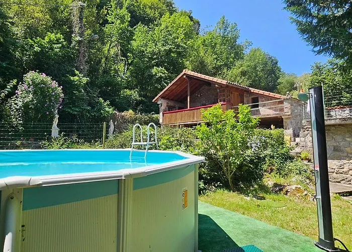 La Vegacha Casa Tradicional Pasiega * San Roque de Ríomiera